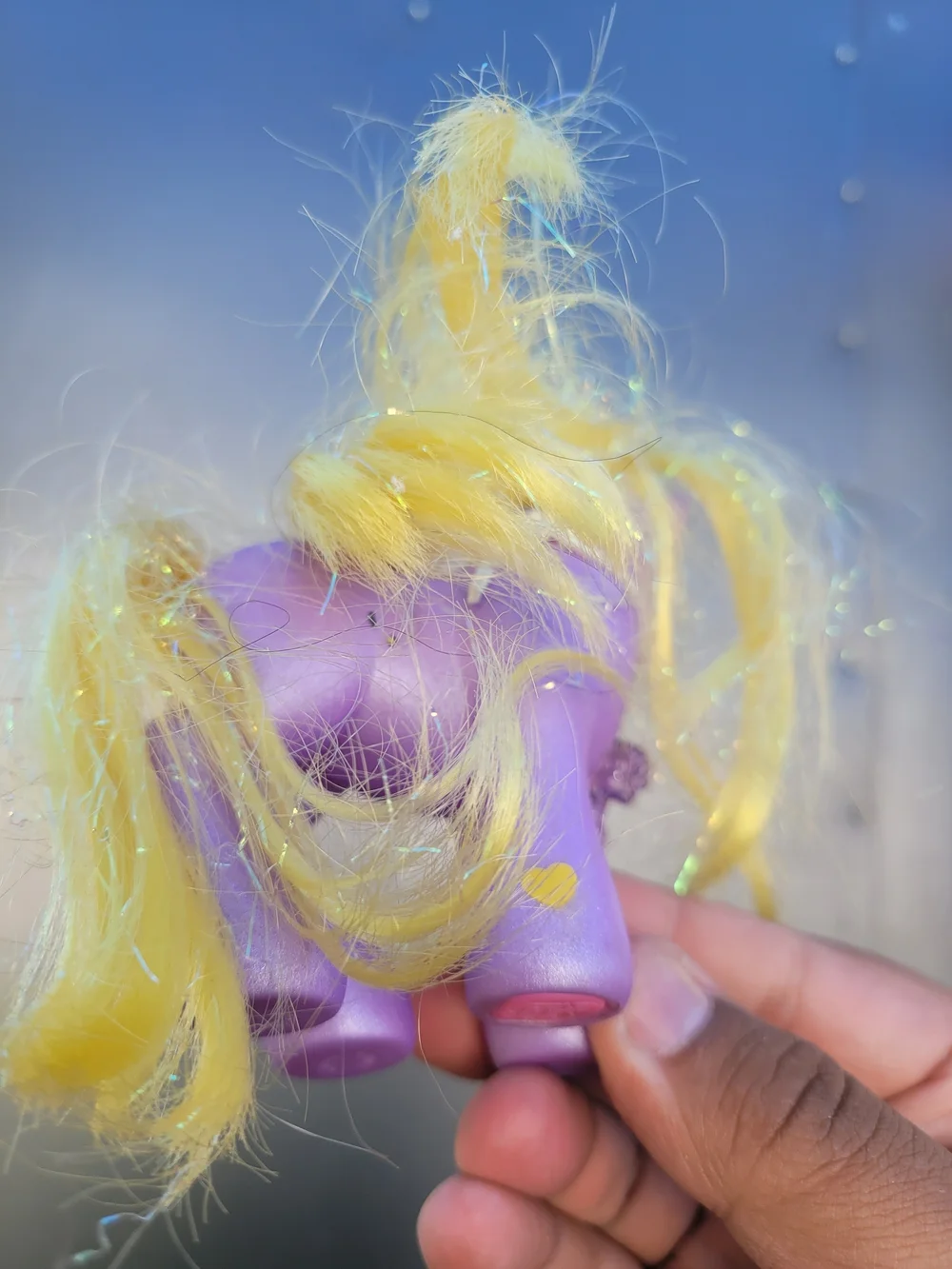 MLP My Little Pony G3 Daisy Jo With Necklace Charm Hasbro